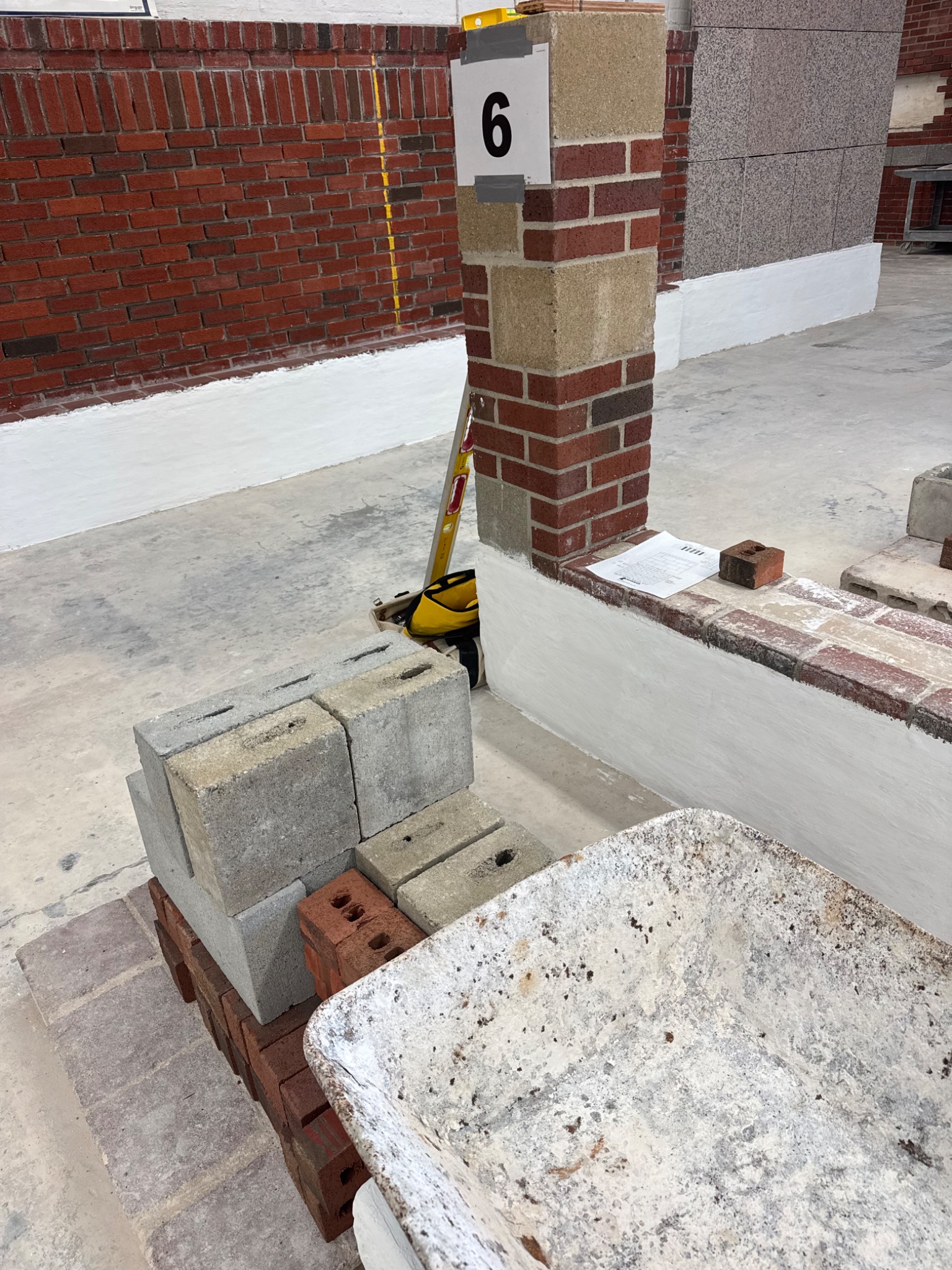 Bricklayers competition wall at the beginning of the build